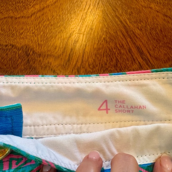Lilly Pulitzer Pink and Callahan Shorts Vibrant Tropical Print Size 4 - Picture 3 of 5